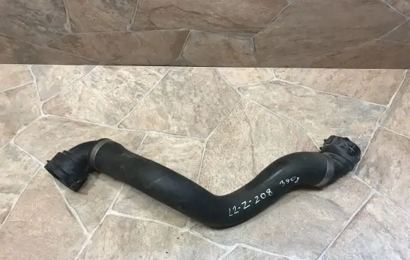 Mercedes-Benz C W205 Engine coolant pipe/hose A2055013991