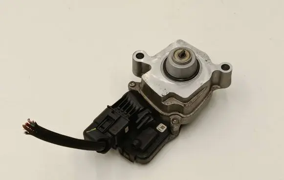 BMW X3 F25 Gearbox-reducer motor 7636181 11342F1066 28414019033