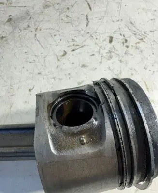 BMW 3 E90 E91 Piston 0840BB