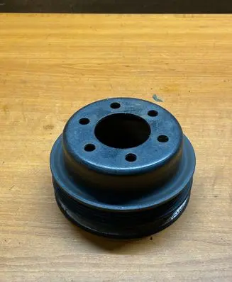 BMW 3 E36 Water pump pulley 1727875