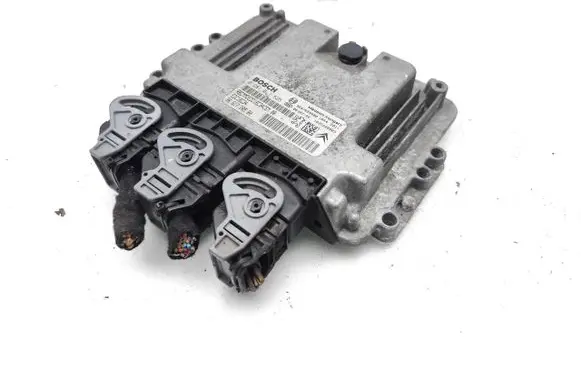 Peugeot 206 Engine control unit/module 9661728580 0281012525