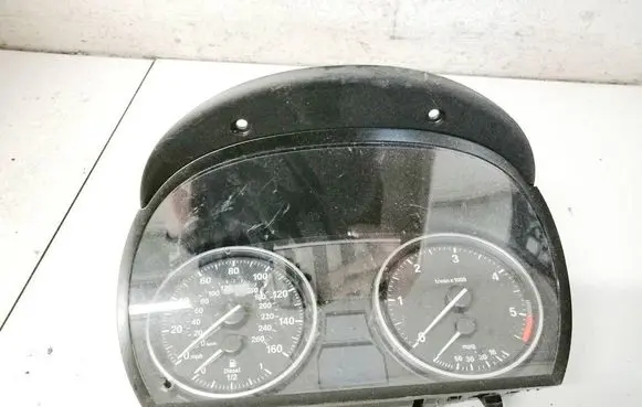 Speedometer (instrument cluster)