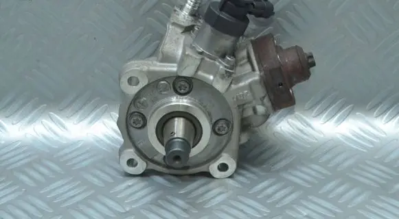 Opel Insignia A Fuel injection high pressure pump 0445010513 000055565210