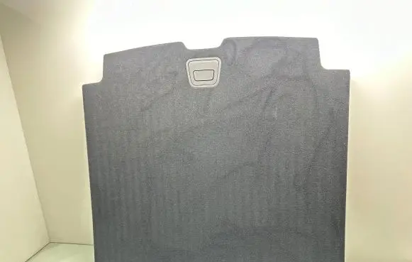 Trunk/boot floor carpet liner