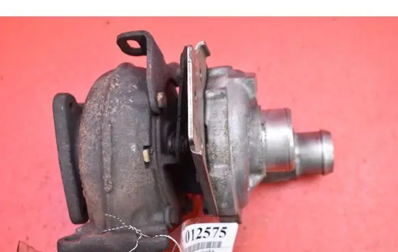 Jaguar XJ X350 Turbo system vacuum part 6R8Q-6K682-AD
