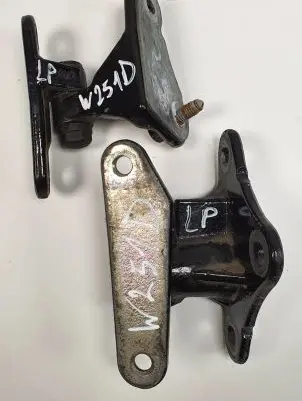 Mercedes-Benz R W251 Front door hinge set 