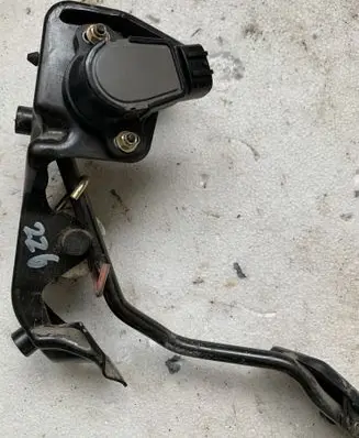 Toyota Corolla Verso E121 Accelerator throttle pedal