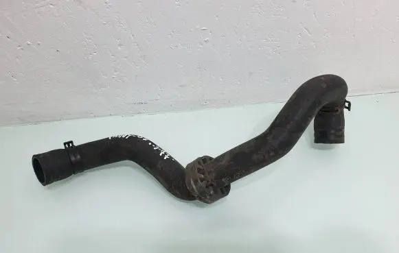 Volkswagen Caddy Engine coolant pipe/hose