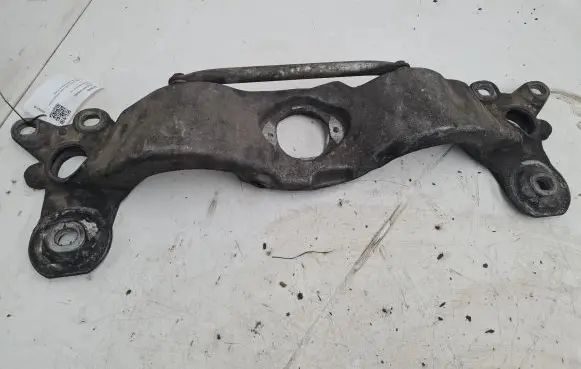 Audi A4 S4 B6 8E 8H Gearbox mounting bracket 8E0399263AB
