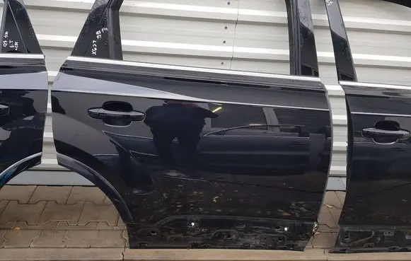 Audi Q7 4M Rear door 