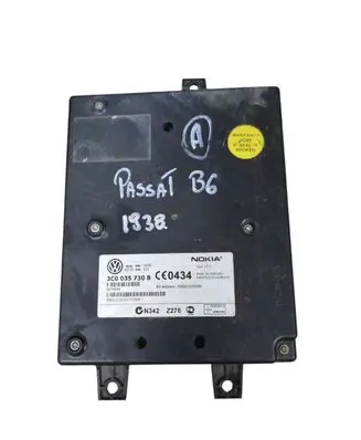 Volkswagen PASSAT B6 Aerial antenna amplifier 3C0035730B
