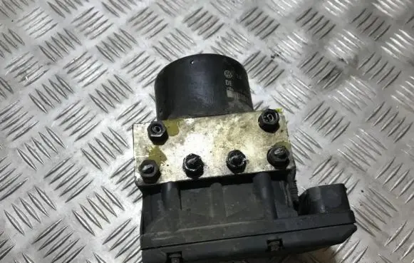 Skoda Octavia Mk1 (1U) ABS Pump 1j0907379g 100949-03403
