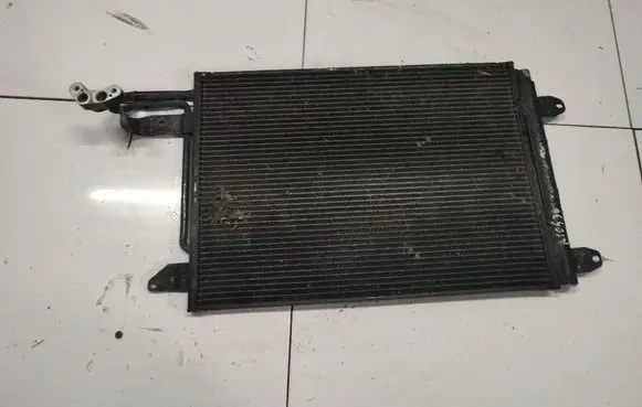 Volkswagen Golf Plus A/C cooling radiator (condenser) 