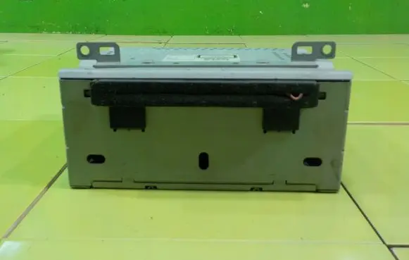 Ford Focus Radio/CD/DVD/GPS head unit BM5T18C815XG 18AB13