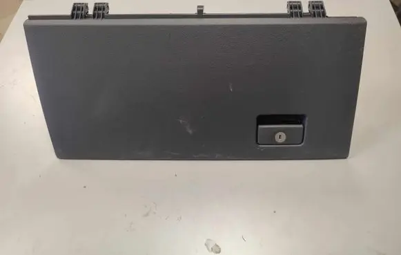 Toyota Sienna XL40 IV Glove box 5550108030 5555208040