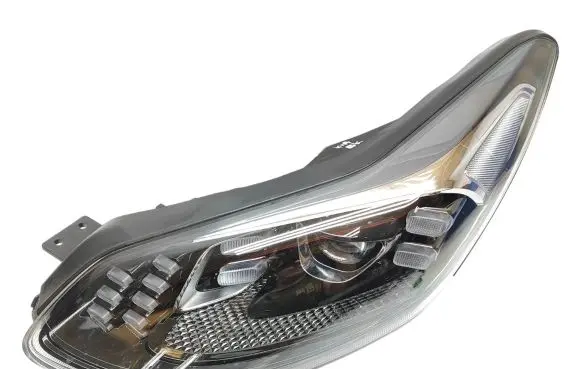 KIA Sportage Headlight/headlamp 92101F1510 290820180635 L009L510004930