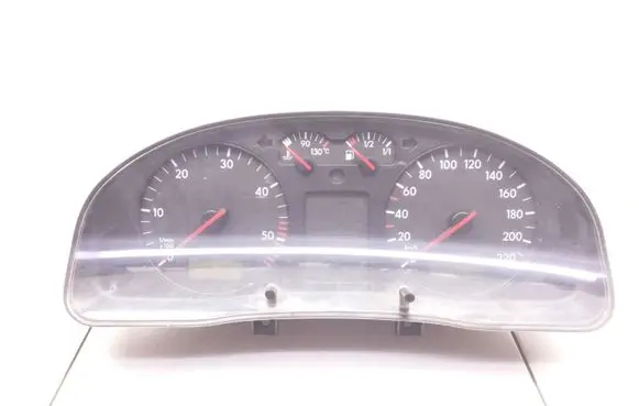Volkswagen PASSAT B5 Speedometer (instrument cluster) 3B0919881N 110008794