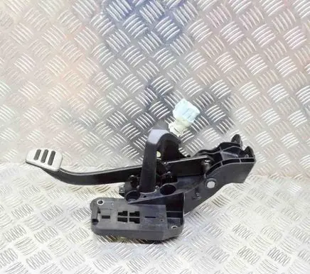 Ford Mustang VI Brake pedal GR3C9F856BB