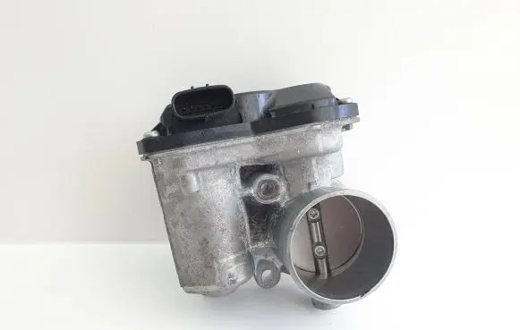 Suzuki Swift III Throttle valve 68P0 68P02000 160009G06