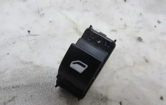 Peugeot 308 Electric window control switch