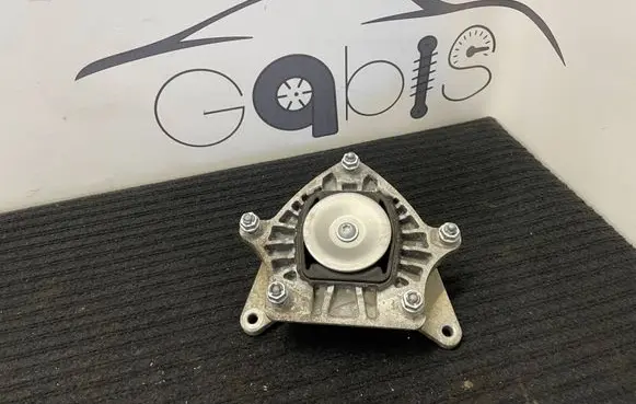 Mercedes-Benz GLC X253 C253 Gearbox mount A2052408900
