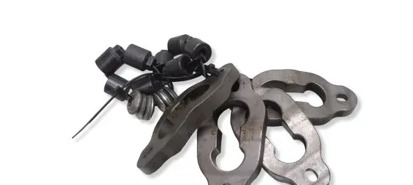 Mazda 6 Fuel Injector clamp holder 