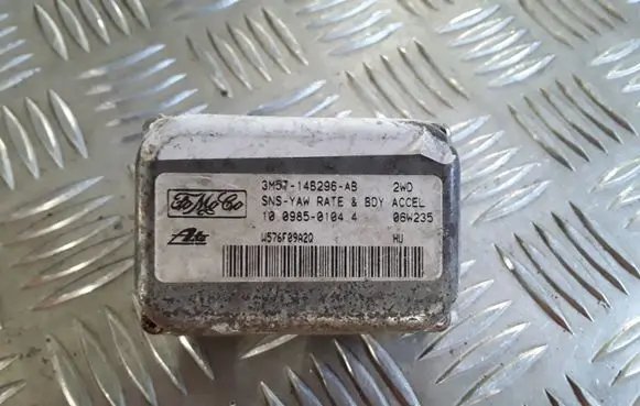 Volvo V50 ESP acceleration yaw rate sensor 3M5T14B296AB 10098501044