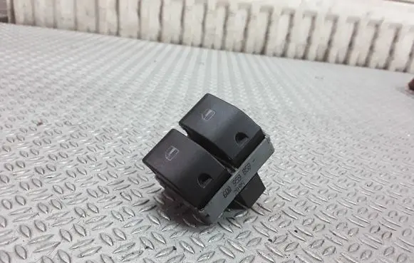 Volkswagen Polo IV 9N3 Electric window control switch 6Q0959858