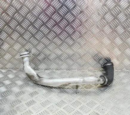 BMW 5 F10 F11 Intercooler hose/pipe 7583939