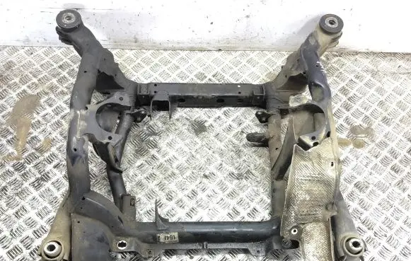 Mercedes-Benz ML W164 Front subframe