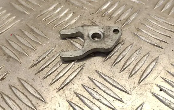 Ford Transit Custom Fuel Injector clamp holder