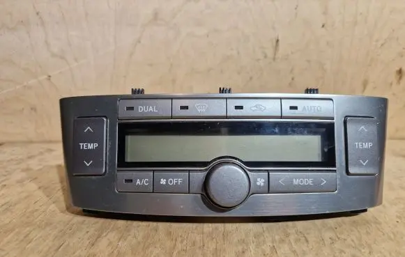 Toyota Avensis T250 Climate control unit 5590005170 MB1465700802 5590205060F