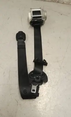 Maserati Grecale Front seatbelt 06701982710 670198271