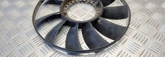 Volkswagen PASSAT B5 Fan impeller 058121301B
