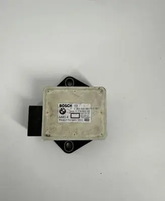 BMW 5 E60 E61 Yaw turn rate sensor 6774602 0265005681 7002499
