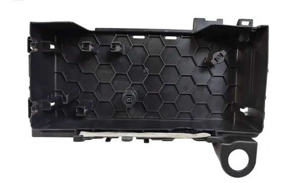 Mercedes-Benz C W205 Fuse box cover A2135400200 P00131746 PPGF20GB10