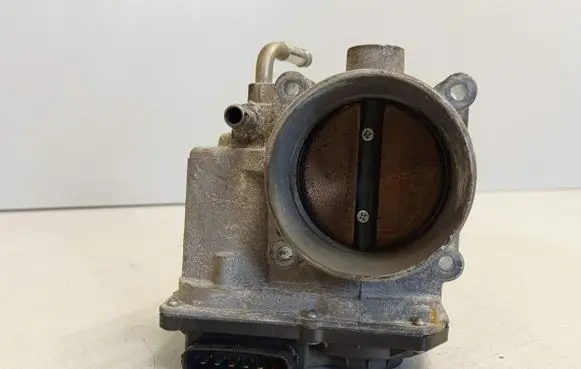 Lexus GS 300 350 430 450H Throttle valve 2203031020