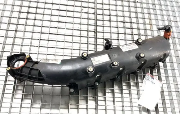 Opel Astra J Intake manifold 5556998955597723