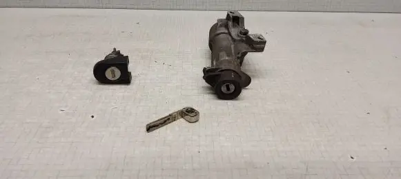 Volkswagen Transporter - Caravelle T5 Lock set 4B0905851C