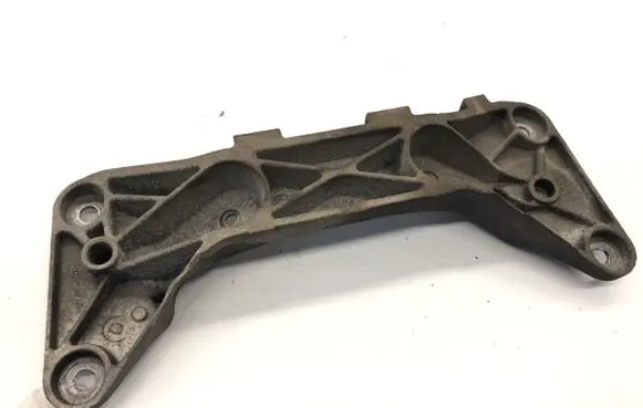 BMW 3 F30 F35 F31 Gearbox mount 6859417