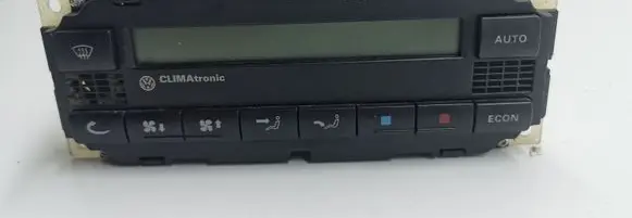 Volkswagen Golf IV Climate control unit