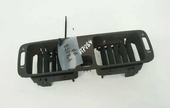 Volvo S80 Dash center air vent grill 130082003
