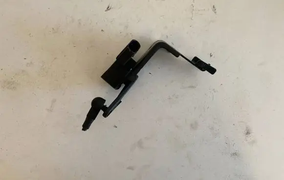BMW X5 G05 Headlight/headlamp level sensor 4M0907504A