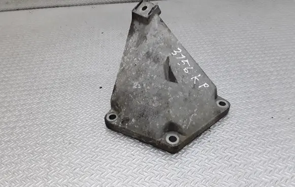 Skoda Superb B5 (3U) Engine mounting bracket 4B0199307F