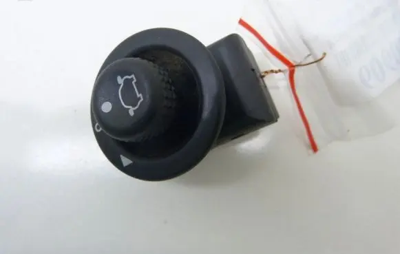 Ford Fiesta Electric window control switch IMPRK606066