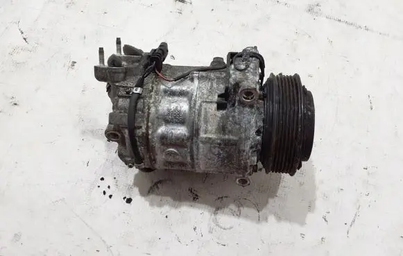 Land Rover Range Rover L405 Air conditioning (A/C) compressor (pump) CPLA19D629AH