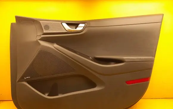 Hyundai Ioniq Front door card panel trim 82340G2000