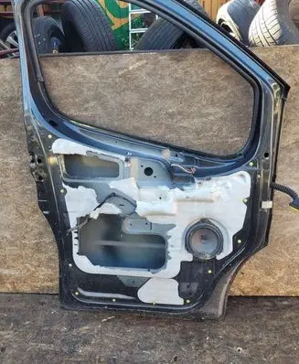 Opel Vivaro Front door