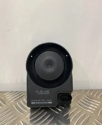 Alarm system siren