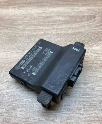 Volkswagen PASSAT B7 Gateway control module 1K0907530C 1K0907951 USED